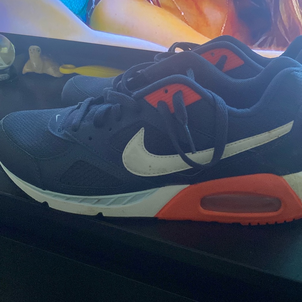 Air maxs
